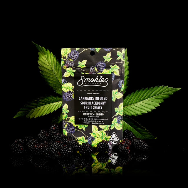 Smokiez — Sour Blackberry Fruit Chews Bag