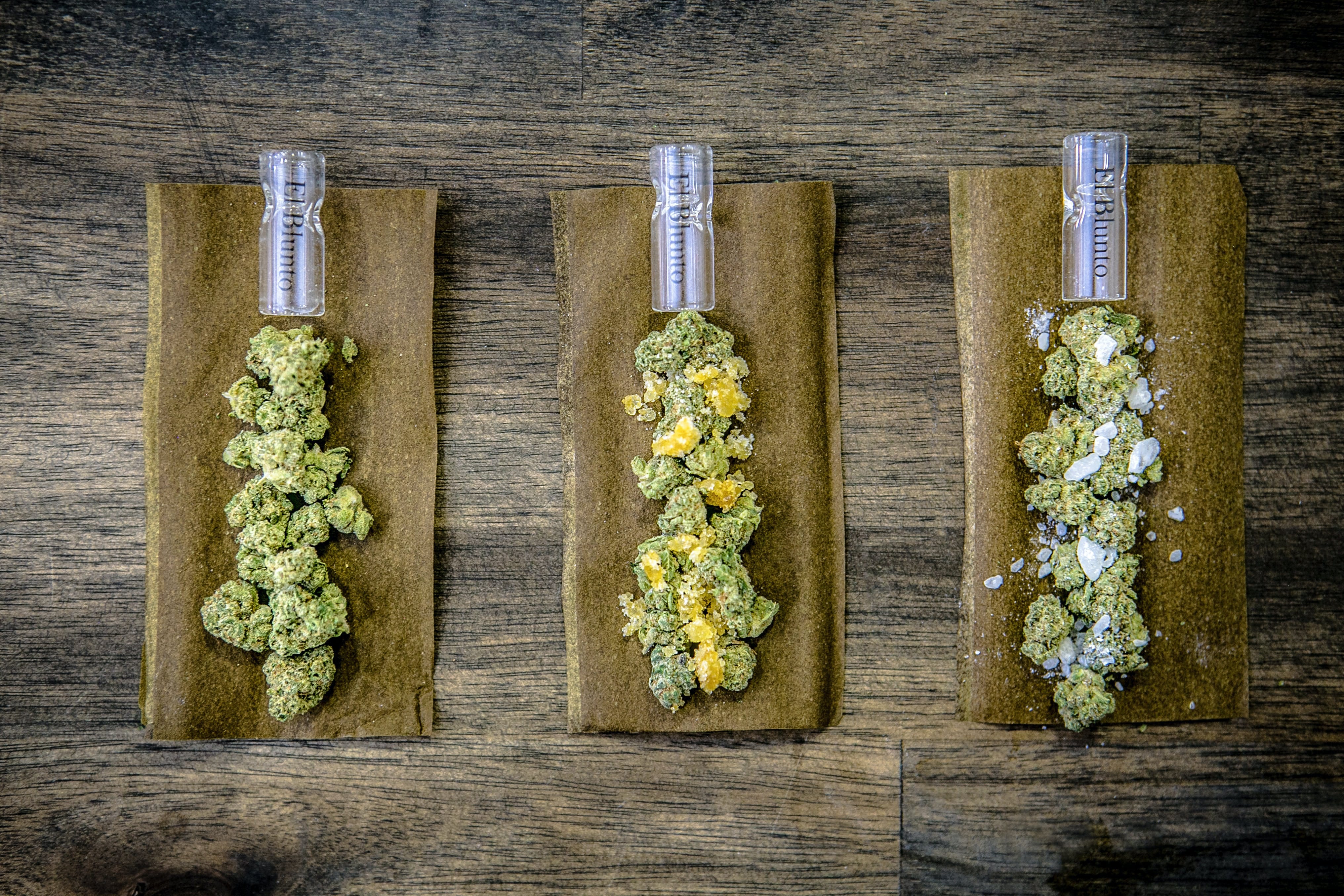 El Blunto Silver - Diamond Infused - Azul - 1.65G - El Blunto by Albert Einstone's - El Blunto Silver - Diamond Infused - Azul - 1.65G - $18 - Flowers