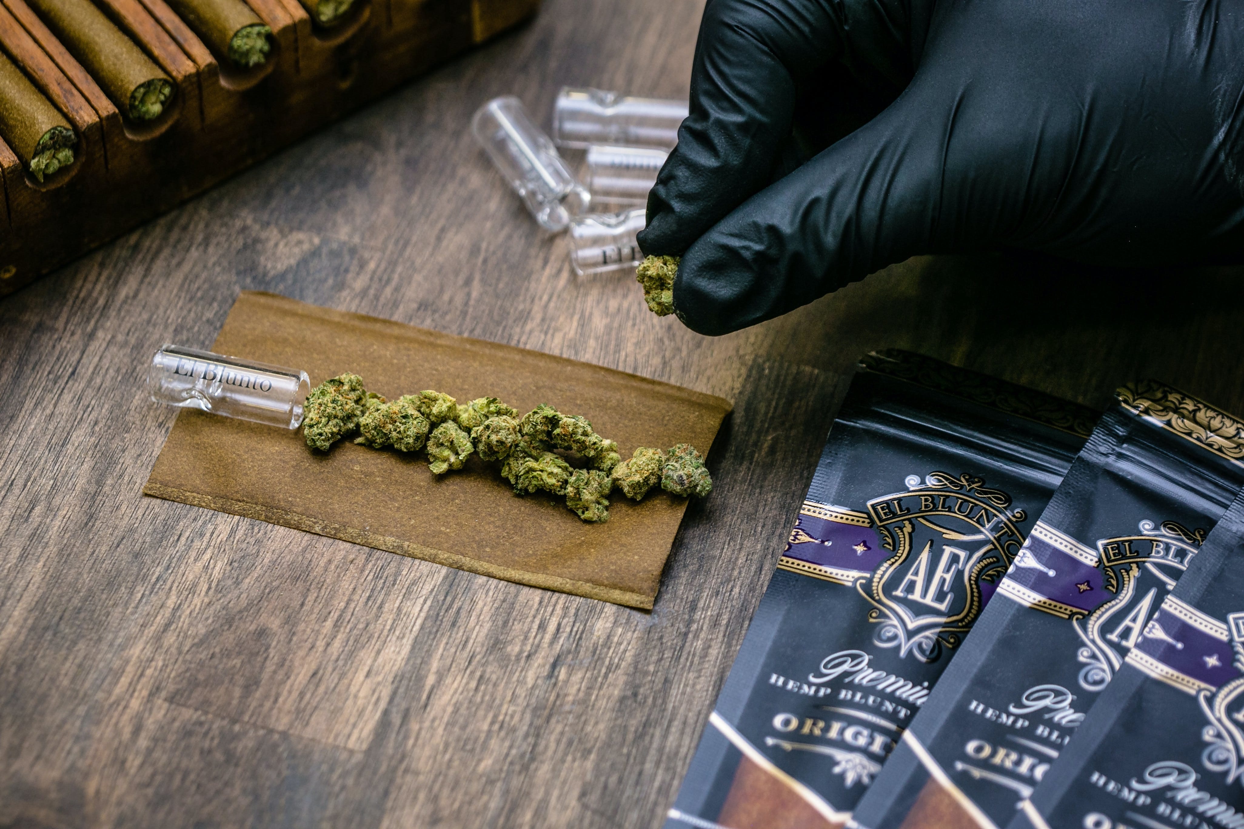 Blanco | Especial Silver Cannabis Cigar Blunt - 1.5g - El Blunto by Albert Einstone's -  - $17 - Pre-Rolls