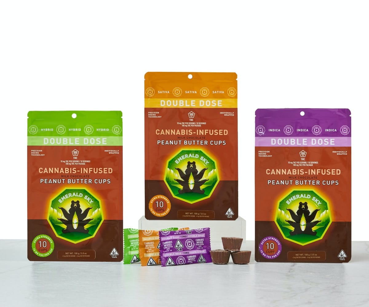 Milk Chocolate Peanut Butter Cups 100mg 10-Pack - Emerald Sky - 100mg Hybrid Milk Chocolate - $18 - Edibles