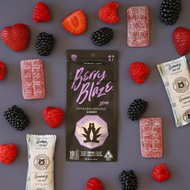 Emerald Sky Single Gummy - Berry Blaze 100mg