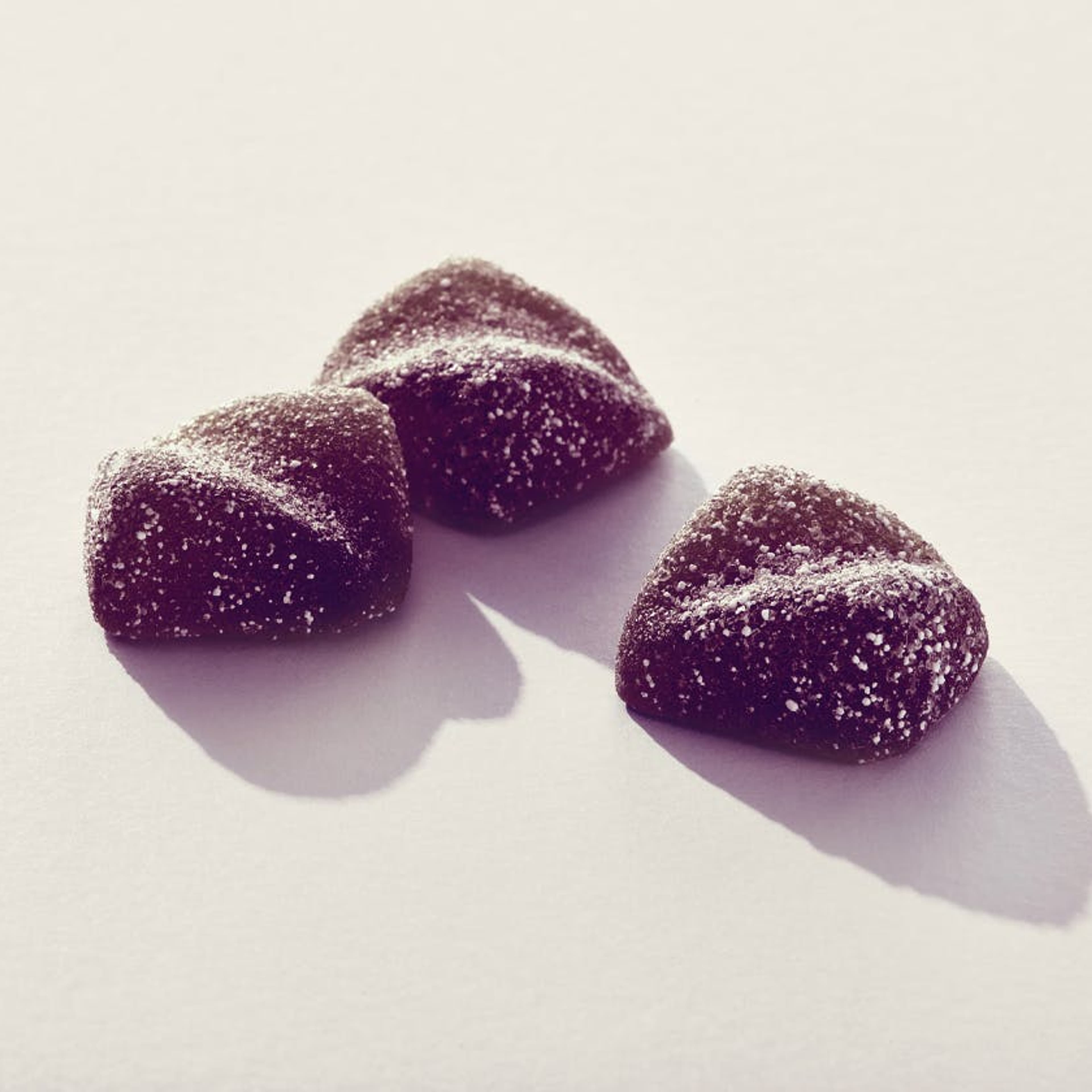 Camino Sours | Blackberry Dream CBN CBD 1:1:1 (100mg/10ct) - Camino by Kiva - - $20 - Edibles