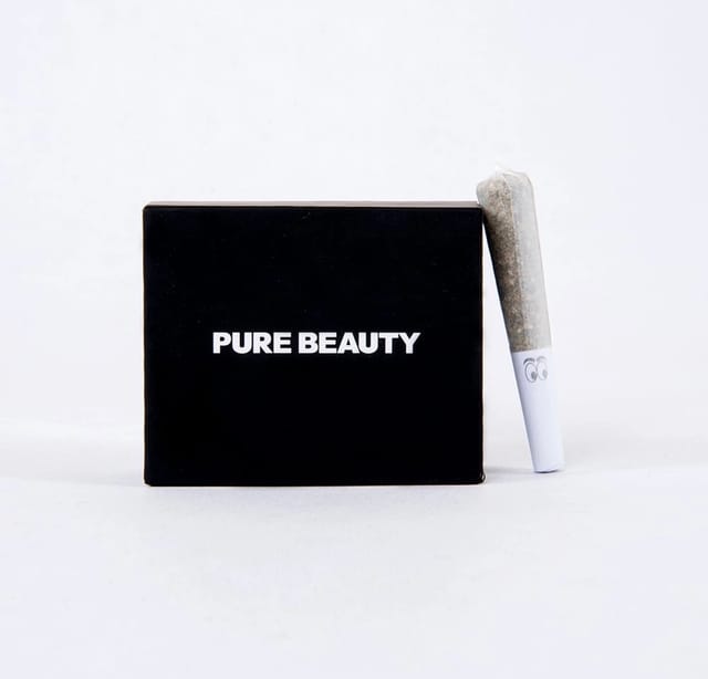 Pure Beauty: Black Box