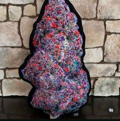 Nug Bud Pillow (Limited Edition 4/20 Exclusive)