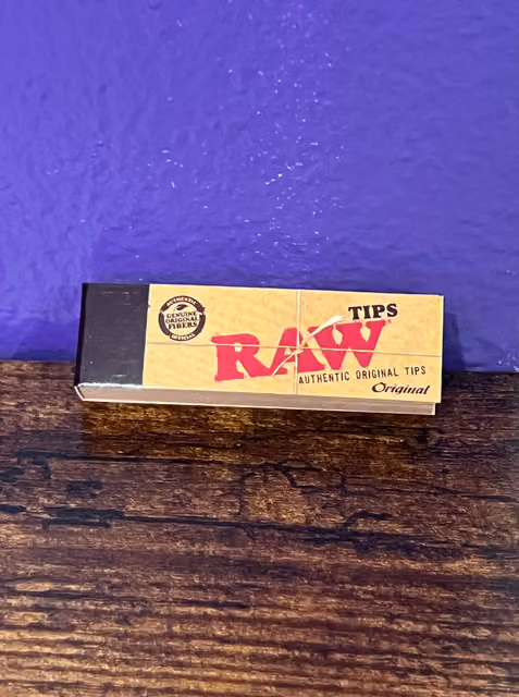 Raw Original Perforated Tips