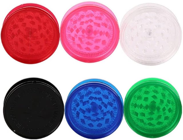 Mini Plastic Grinder w/Magnet